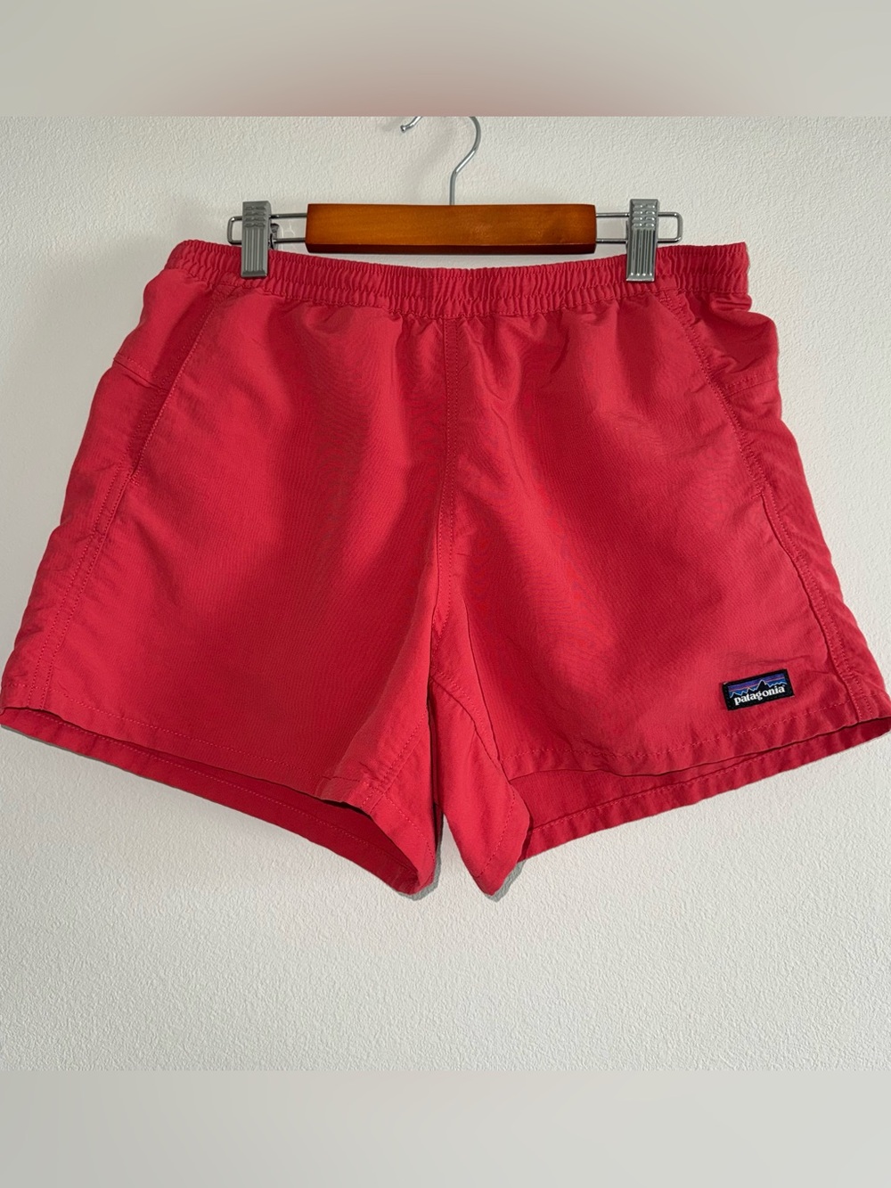 Patagonia Women’s Baggies Shorts Salmon Small Gorpcore